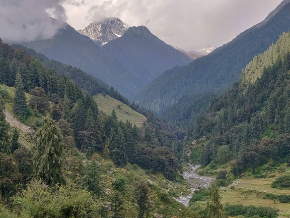 Towards Thamsar Pass